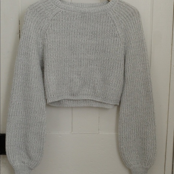 Women’s Sweater - Picture 3 of 3